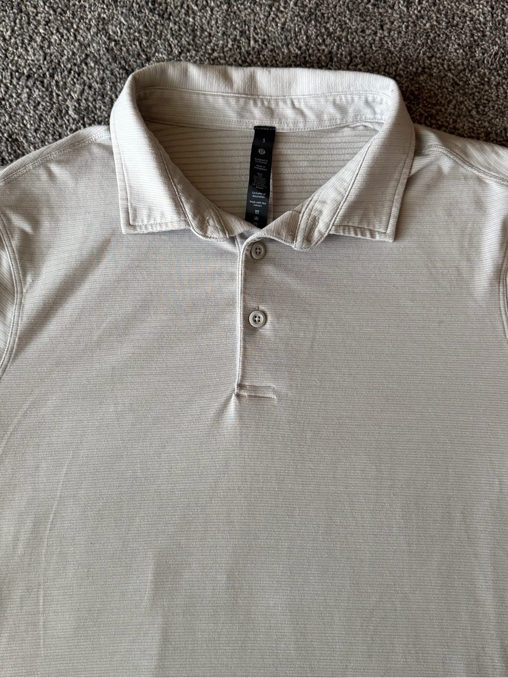 lululemon athletica Men’s Short-Sleeve Polo - Picture 2 of 4